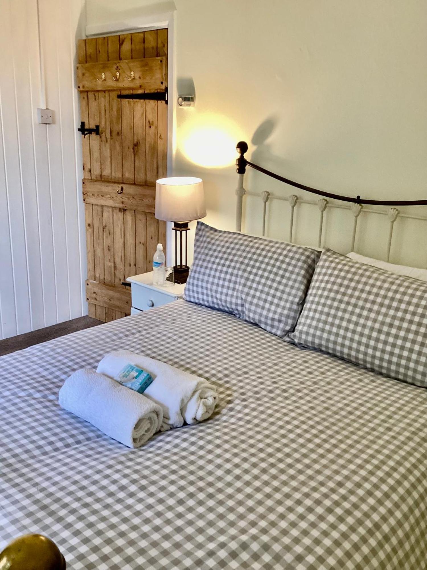Tythe Barn Cottage Glastonbury Bagian luar foto